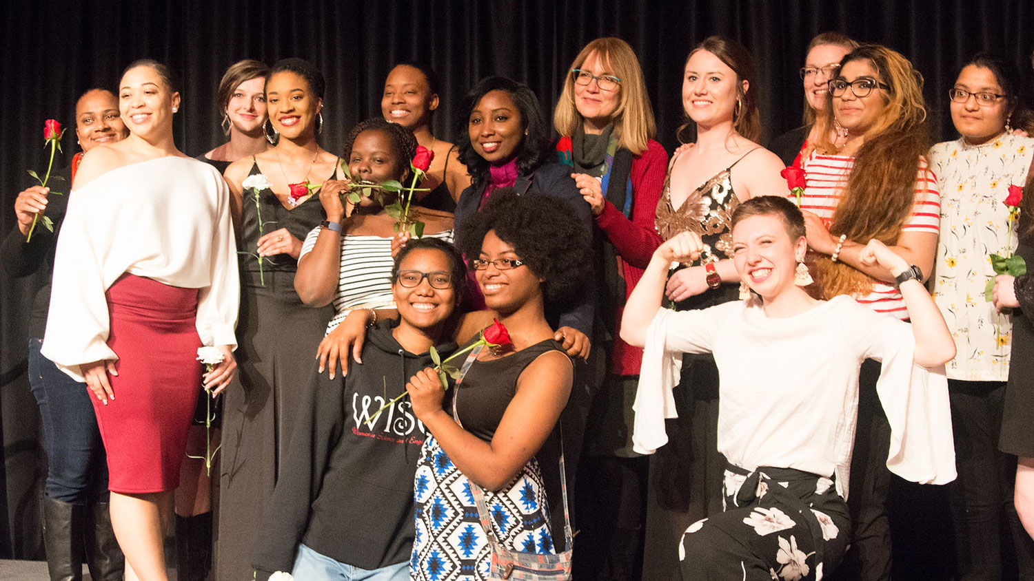 Evelyn Reiman with Sisterhood Dinner attendees in February 2019